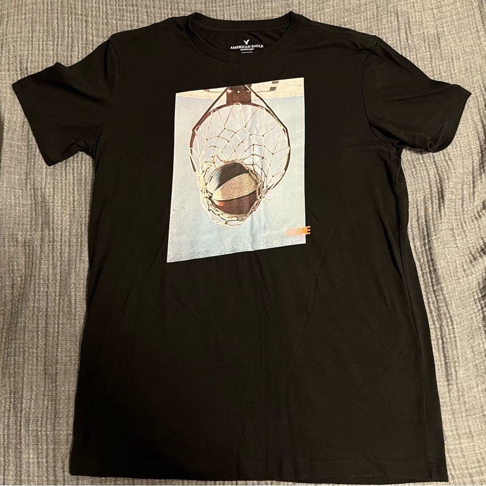American Eagle AE Outfitters Flex Basketball Graphic Tee TShirt Like New